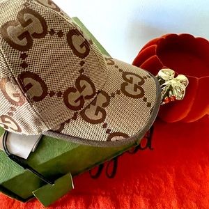 Gucci Jumbo GG Hat NWT. Authentic.